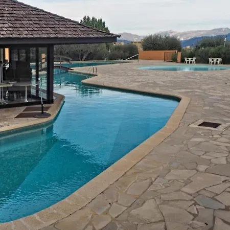 Large Terrace, Sea View, Pool, Floor, 1bedroom, Air-conditioned, Parking Appartamento Nizza