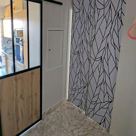Appartement Large Terrace, Sea View, Pool, Floor, 1bedroom, Air-conditioned, Parking *